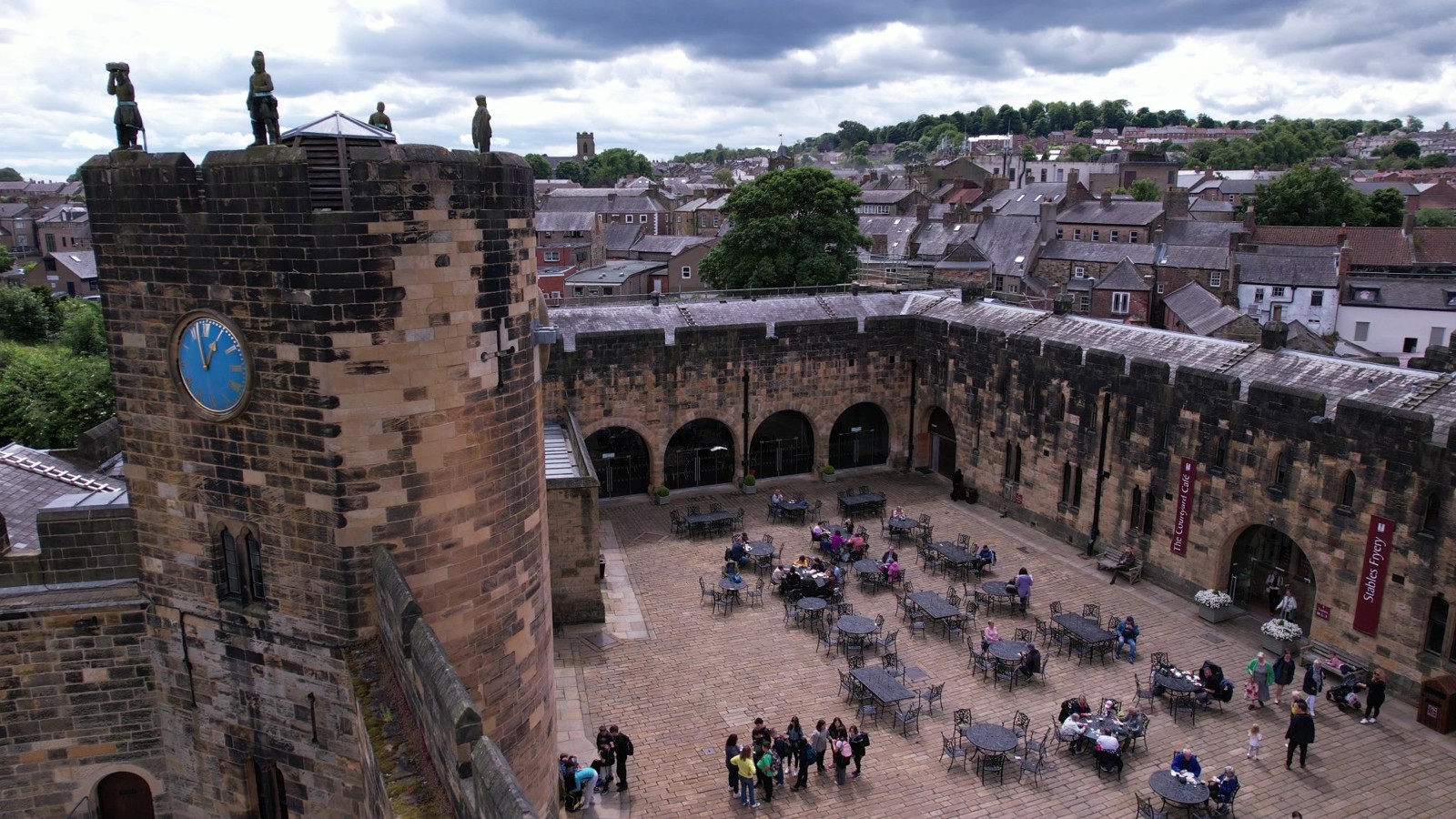 Food courtyard